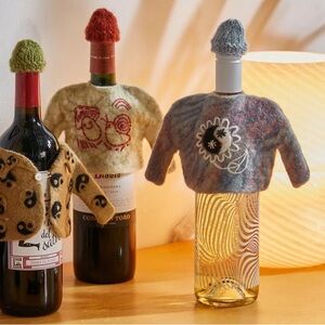 NWT Urban Outfitters Bottle Sweater And Beanie Set